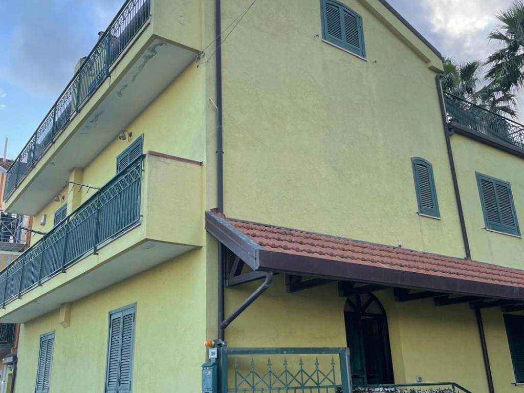 casa indipendente in vendita a Pontecagnano Faiano