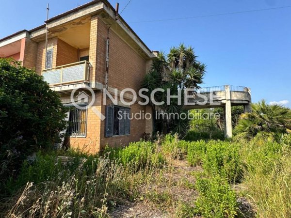 casa indipendente in vendita a Pontecagnano Faiano in zona Magazzeno