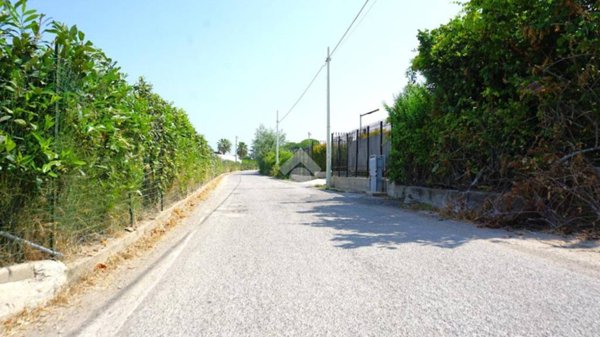 terreno agricolo in vendita a Pontecagnano Faiano in zona Magazzeno