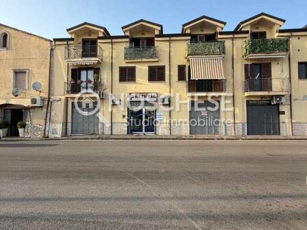 negozio in vendita a Pontecagnano Faiano