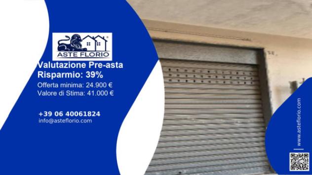 locale commerciale in vendita a Pontecagnano Faiano