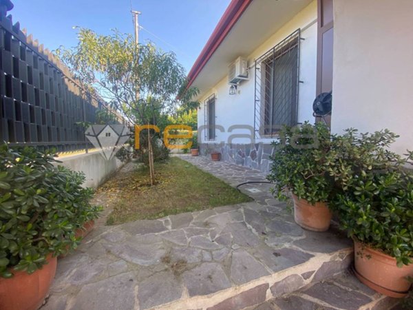 casa indipendente in vendita a Pontecagnano Faiano