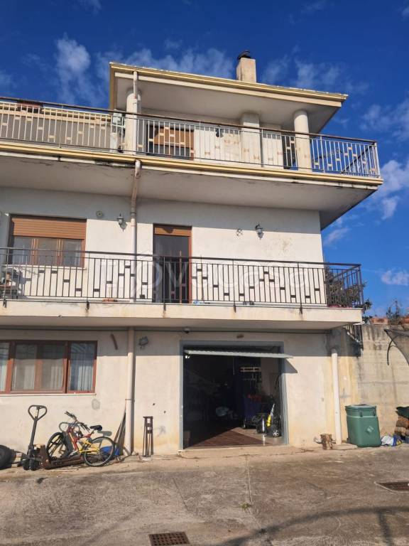 casa indipendente in vendita a Pontecagnano Faiano