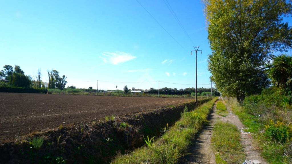terreno agricolo in vendita a Pontecagnano Faiano in zona Magazzeno