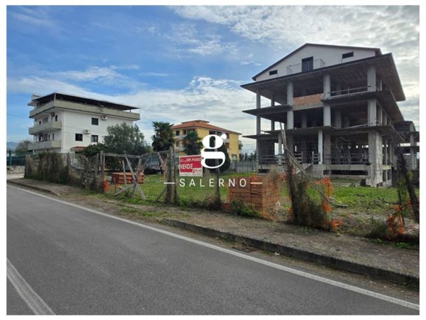 intera palazzina in vendita a Pontecagnano Faiano