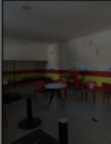 locale commerciale in vendita a Pontecagnano Faiano in zona Sant'Antonio