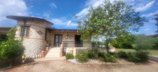 casa indipendente in vendita a Pontecagnano Faiano