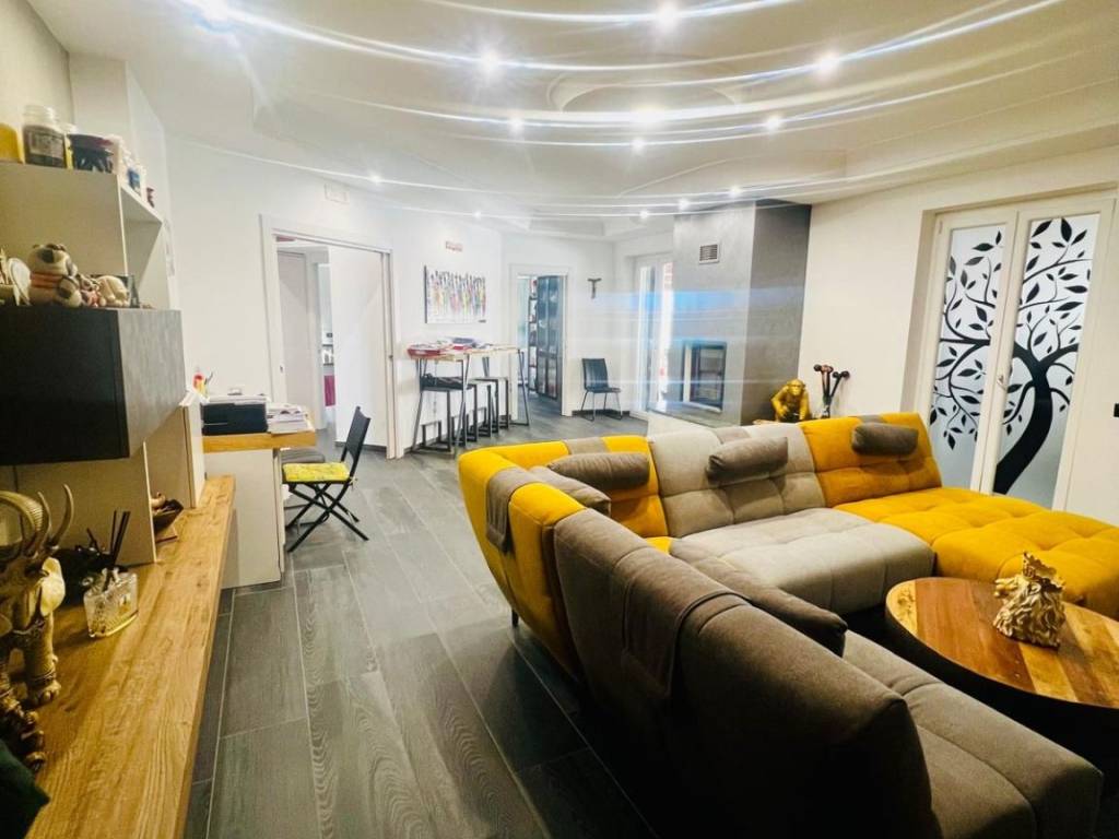 appartamento in vendita a Pontecagnano Faiano in zona Sant'Antonio