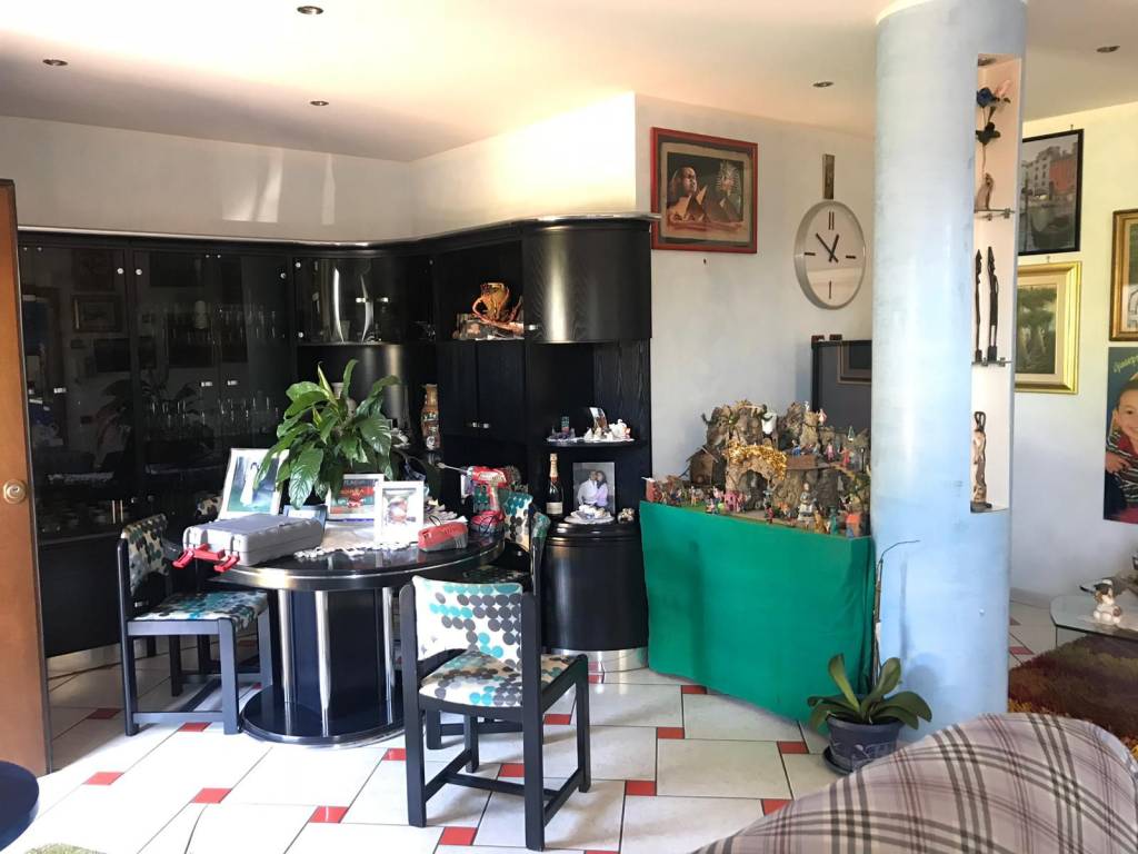 casa indipendente in vendita a Pontecagnano Faiano