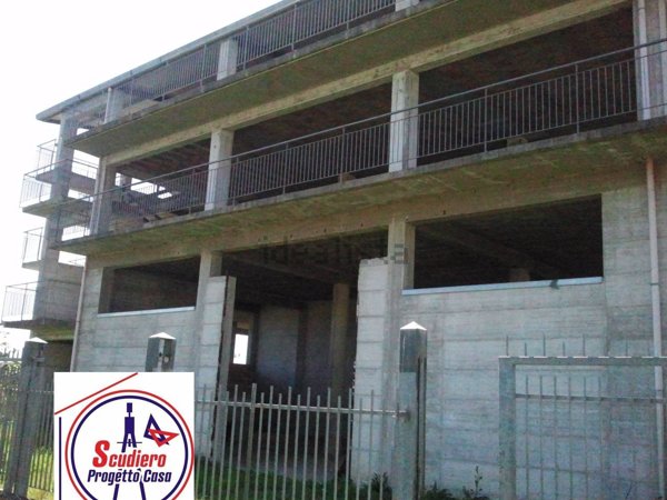 casa indipendente in vendita a Pontecagnano Faiano in zona Sant'Antonio
