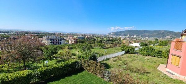 casa indipendente in vendita a Pontecagnano Faiano