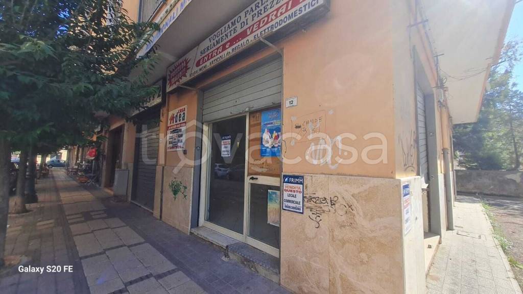 negozio in vendita a Pontecagnano Faiano