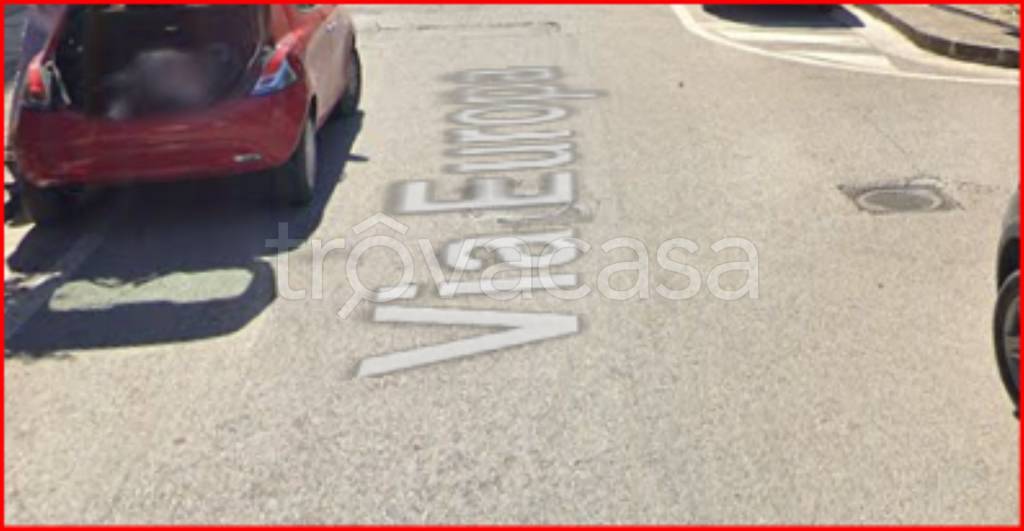 negozio in vendita a Pontecagnano Faiano