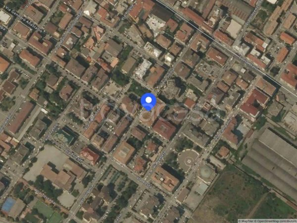 negozio in vendita a Pontecagnano Faiano