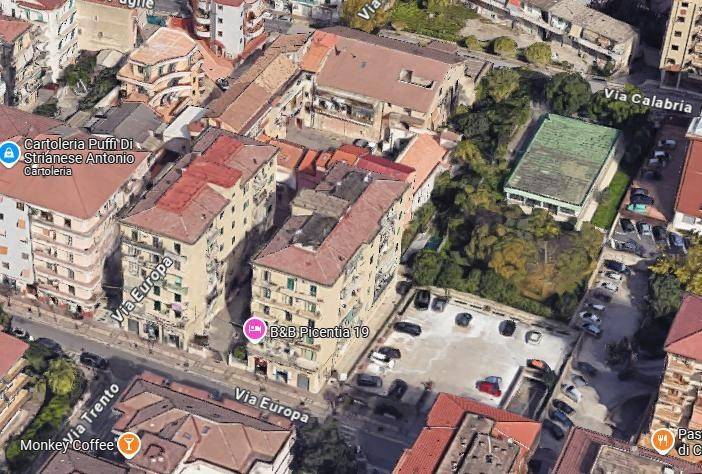 negozio in vendita a Pontecagnano Faiano