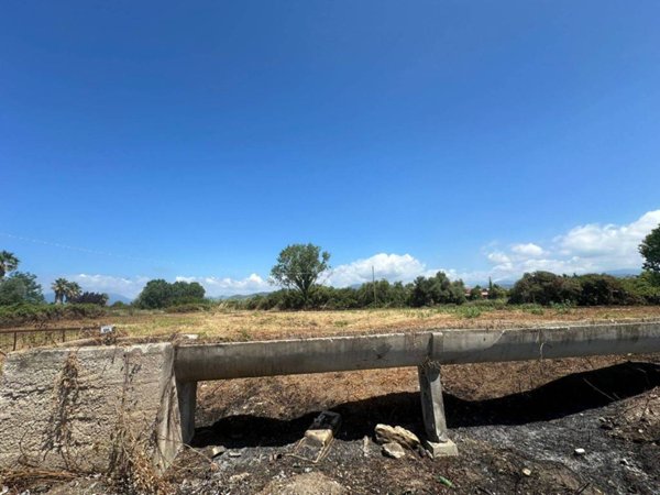terreno agricolo in vendita a Pontecagnano Faiano in zona Magazzeno