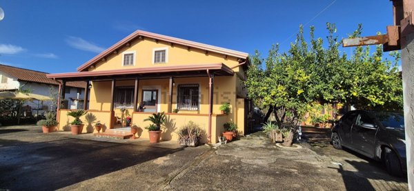 casa indipendente in vendita a Pontecagnano Faiano