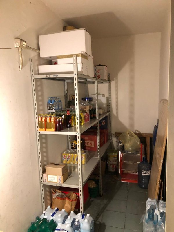 locale commerciale in vendita a Pontecagnano Faiano