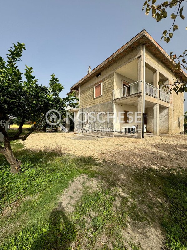 casa indipendente in vendita a Pontecagnano Faiano