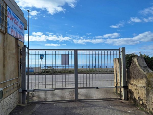 casa indipendente in vendita a Pontecagnano Faiano in zona Magazzeno