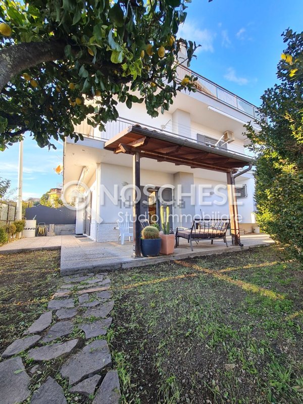 casa semindipendente in vendita a Pontecagnano Faiano