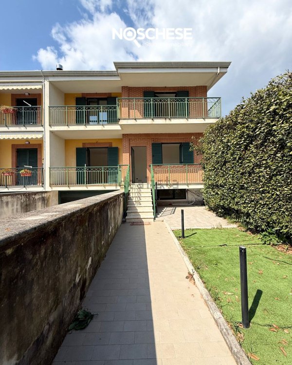 casa indipendente in vendita a Pontecagnano Faiano