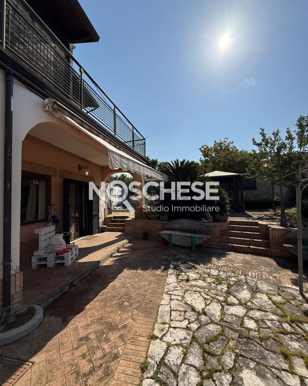 casa indipendente in vendita a Pontecagnano Faiano