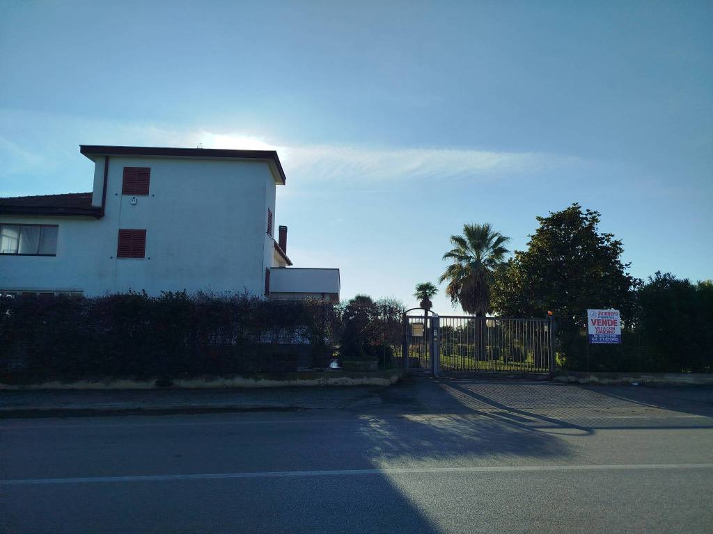 casa indipendente in vendita a Pontecagnano Faiano