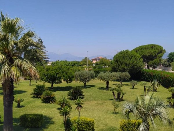casa indipendente in vendita a Pontecagnano Faiano in zona La Picciola