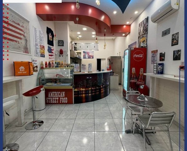 negozio in vendita a Pontecagnano Faiano