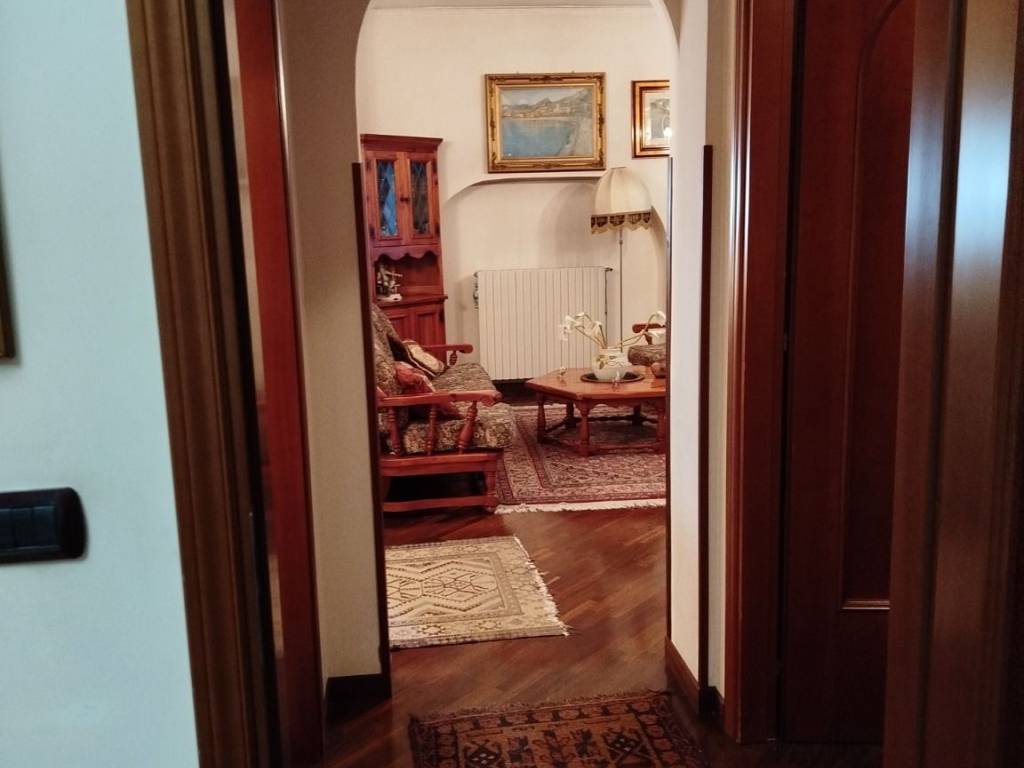 casa indipendente in vendita a Pontecagnano Faiano in zona Magazzeno
