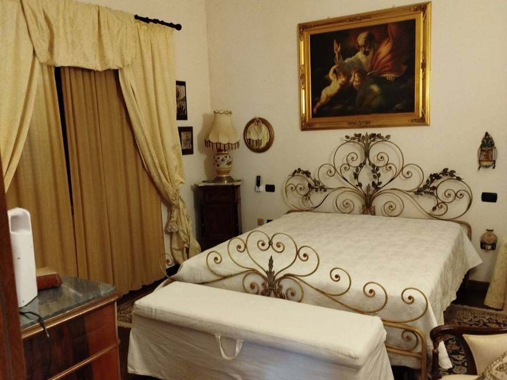 casa indipendente in vendita a Pontecagnano Faiano in zona Magazzeno