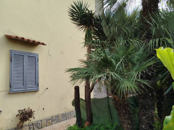 casa indipendente in vendita a Pontecagnano Faiano in zona Magazzeno