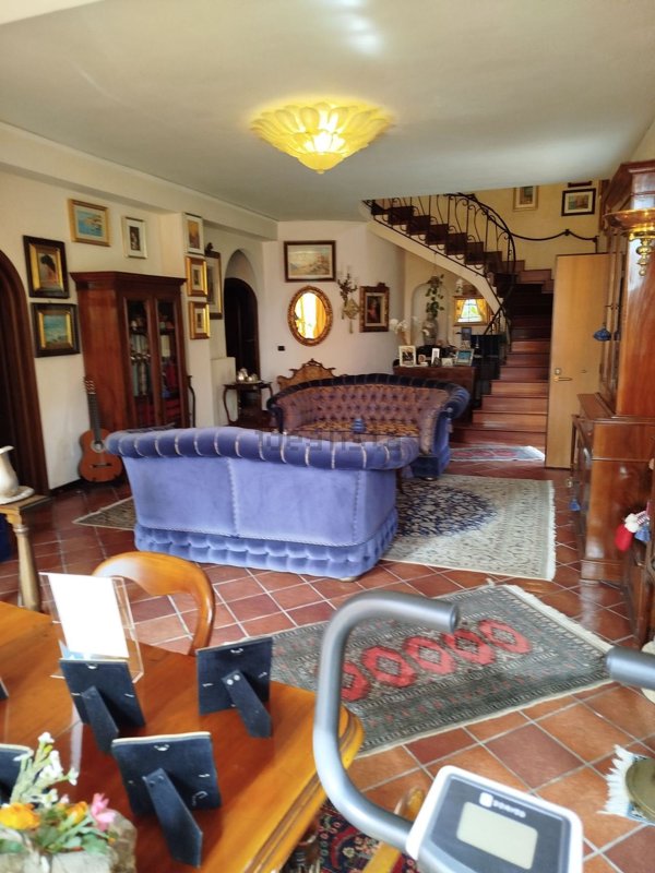 casa indipendente in vendita a Pontecagnano Faiano in zona Magazzeno