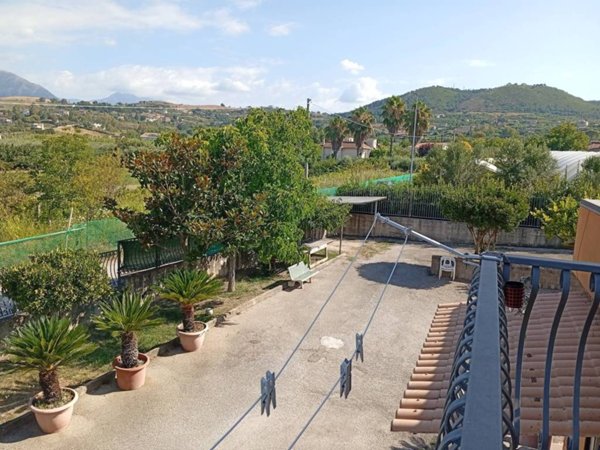 casa indipendente in vendita a Pontecagnano Faiano