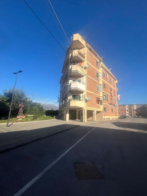 appartamento in vendita a Pontecagnano Faiano in zona Sant'Antonio