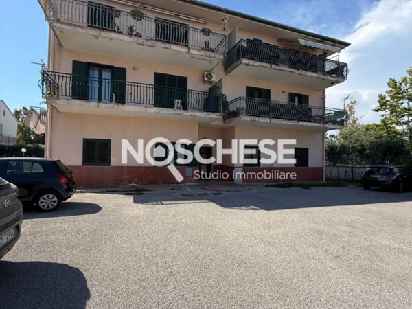 casa indipendente in vendita a Pontecagnano Faiano in zona Magazzeno