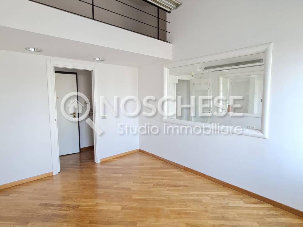 ufficio in vendita a Pontecagnano Faiano in zona Sant'Antonio