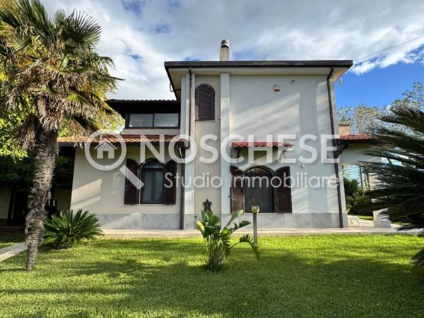 casa indipendente in vendita a Pontecagnano Faiano