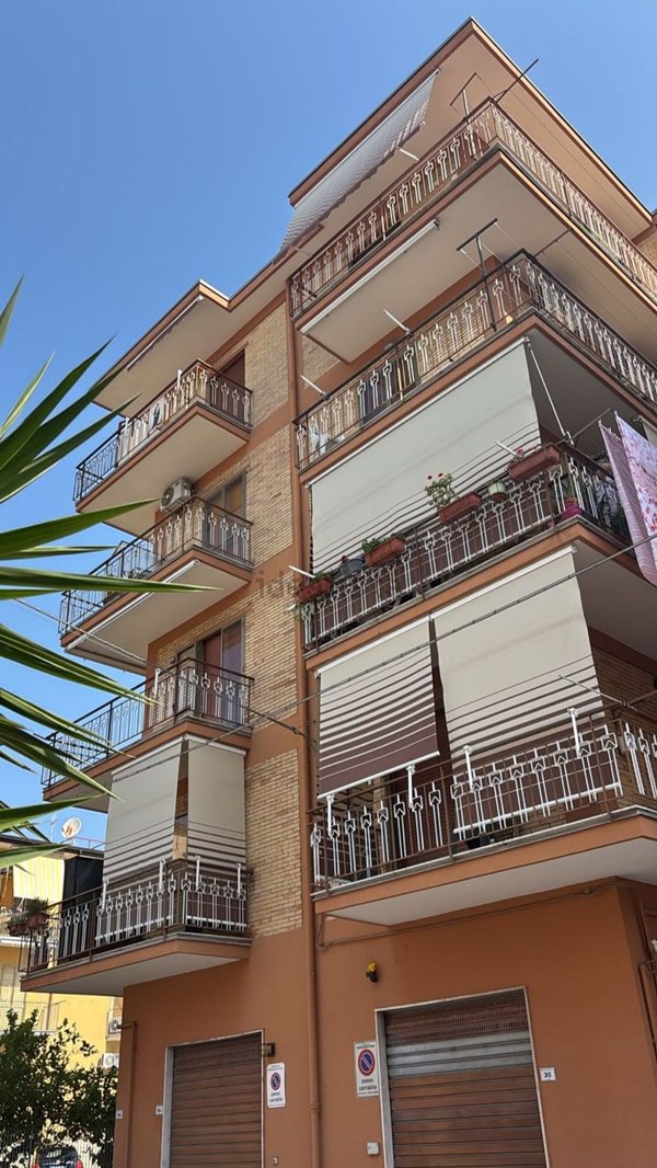 appartamento in vendita a Pontecagnano Faiano in zona Sant'Antonio