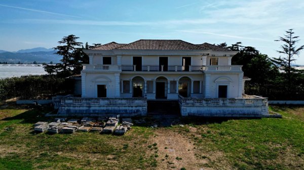 casa indipendente in vendita a Pontecagnano Faiano