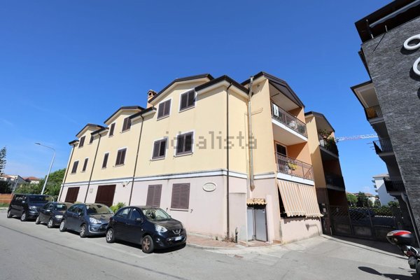 appartamento in vendita a Pontecagnano Faiano in zona Sant'Antonio