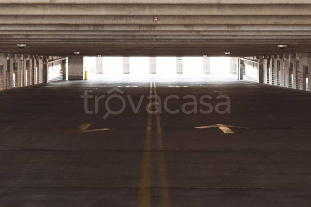 box auto in vendita a Pontecagnano Faiano
