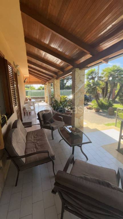 casa indipendente in vendita a Pontecagnano Faiano
