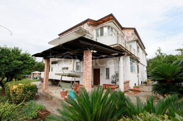 casa indipendente in vendita a Pontecagnano Faiano