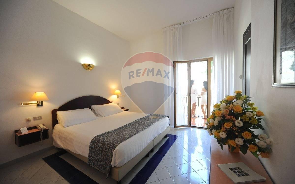 negozio in vendita a Positano