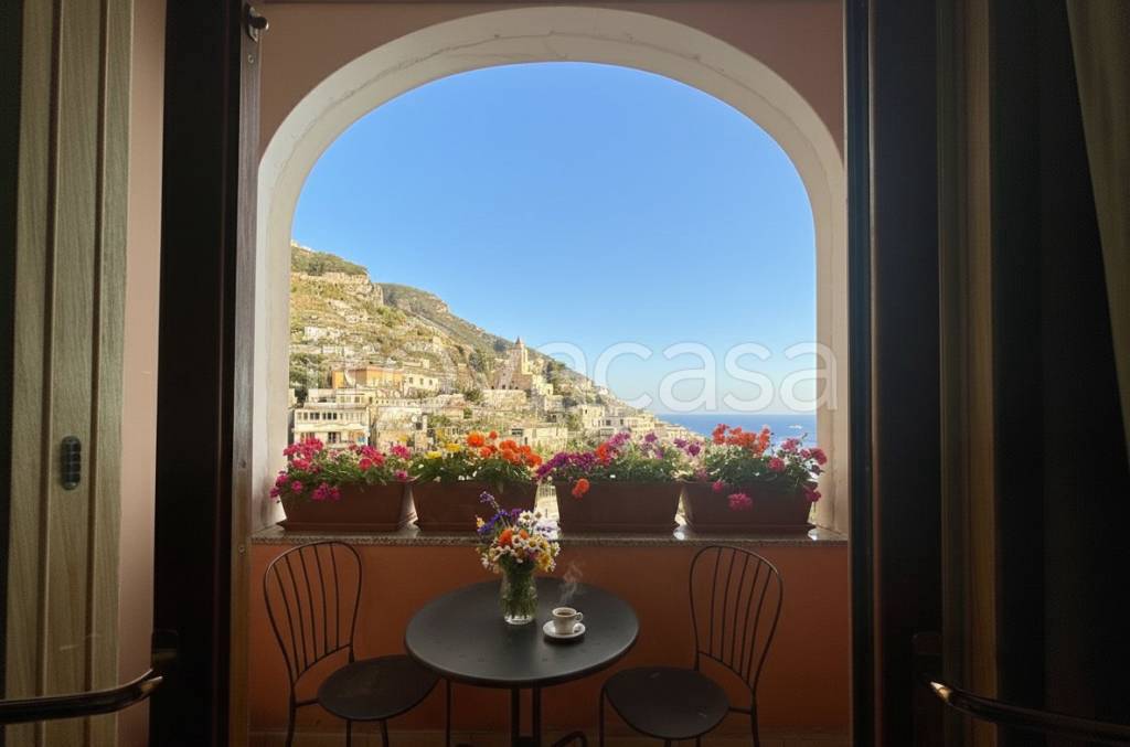 appartamento in vendita a Positano in zona Montepertuso