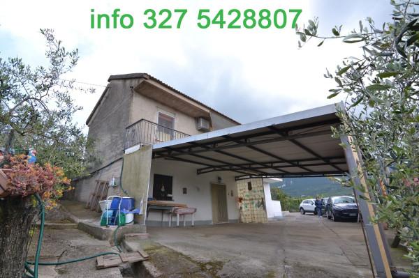casa indipendente in vendita a Postiglione