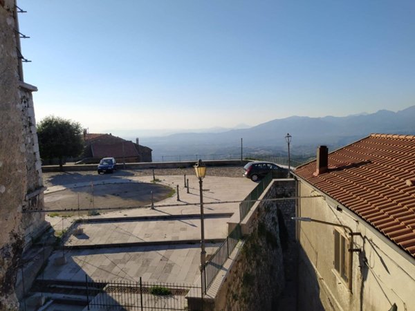 appartamento in vendita a Postiglione