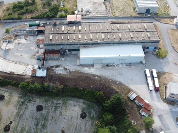capannone in vendita a Postiglione
